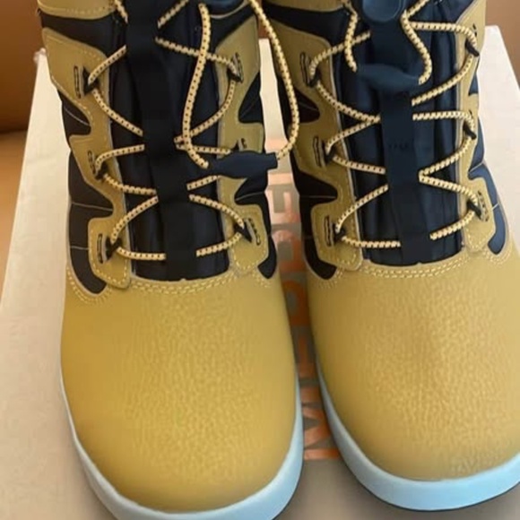 BRAND NEW boy girl youth merrell snow bank winter boots size 7Y (-32C) - Picture 9 of 9